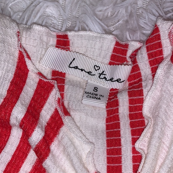 ✨2 SUMMER TOPS✨ - Picture 3 of 11